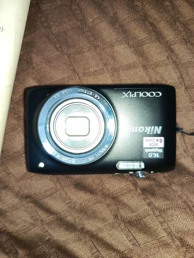 Nikon Coolpix s2700
