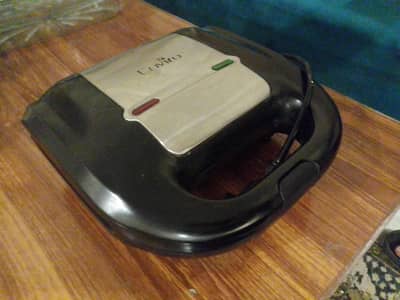 Sandwich Maker for sale!!