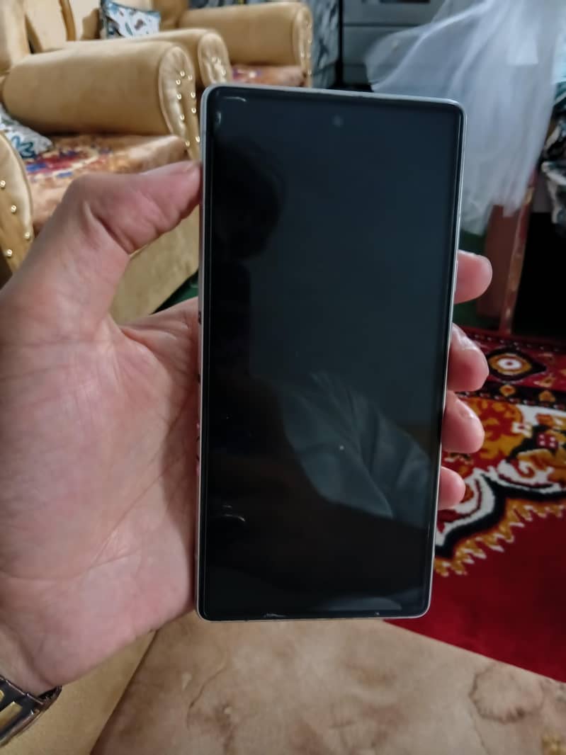 Google Pixel 7a 1