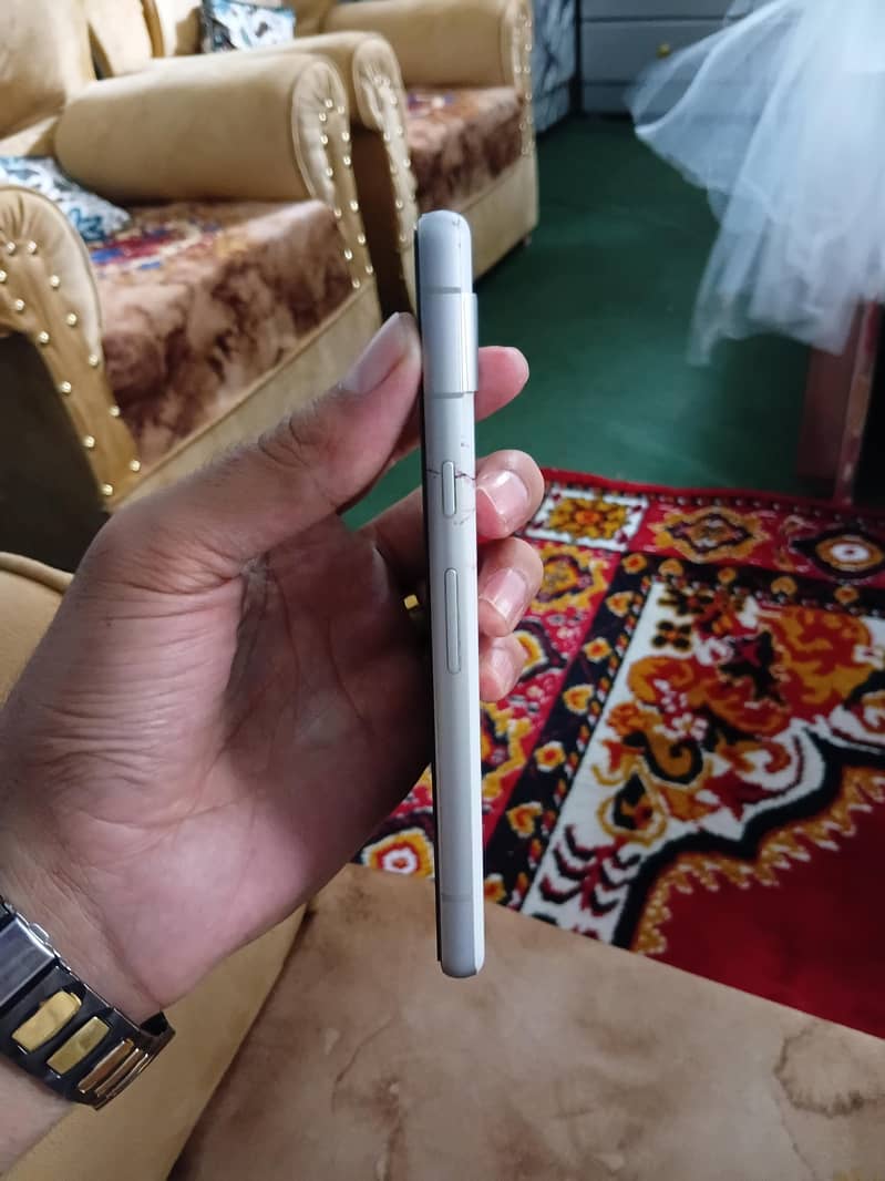 Google Pixel 7a 3