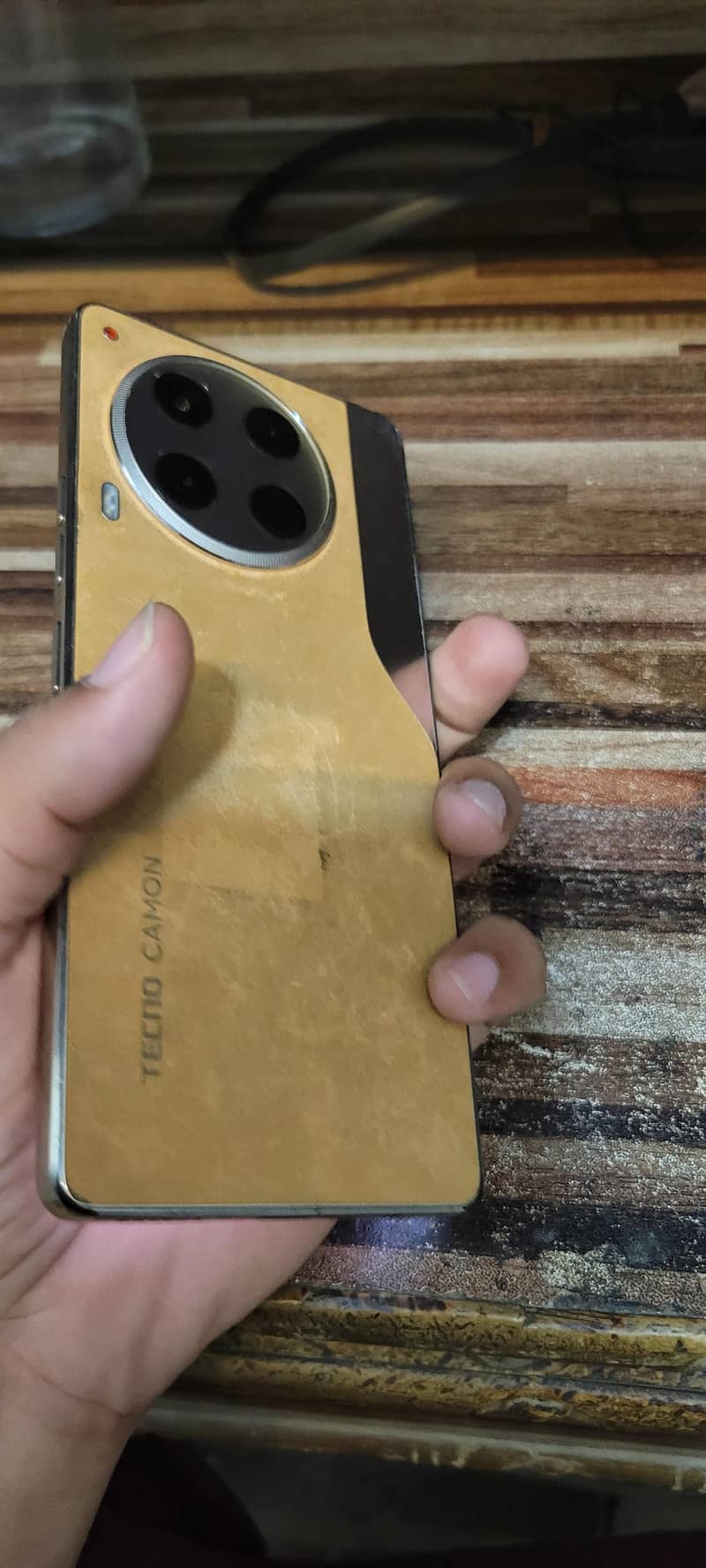 Tecno CAMON 30 0