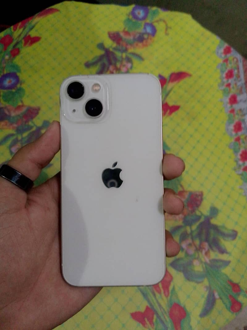 Apple iPhone 13 2