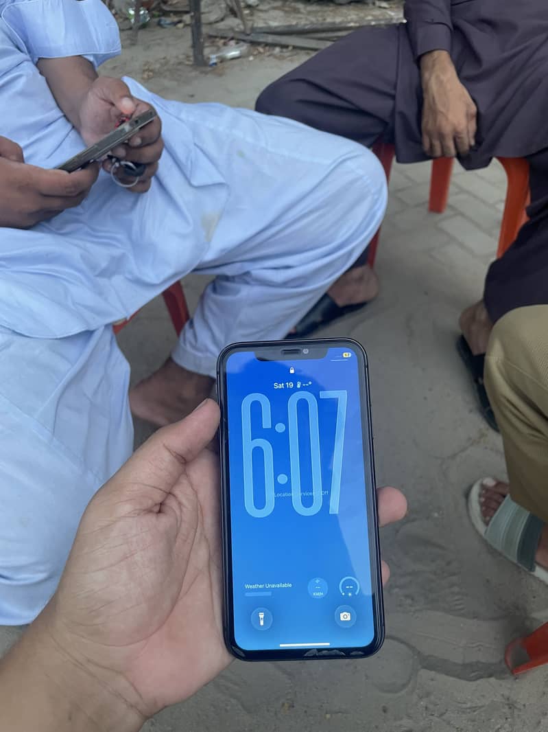Apple iPhone 11 1