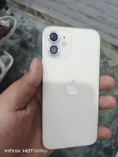 Apple iPhone 12