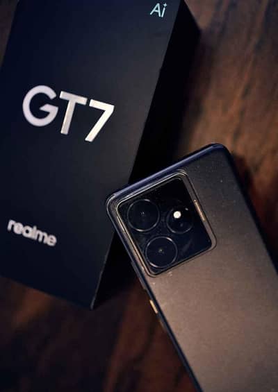 Realme GT 7 not pro raed full add its GT 7 top of the line