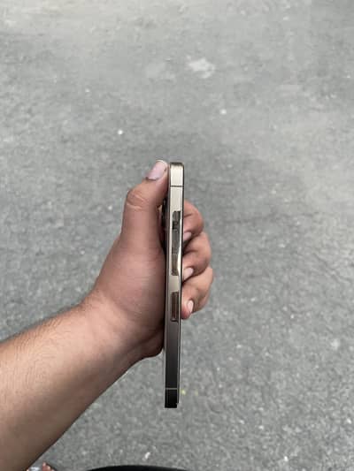 Apple iPhone 13 Pro