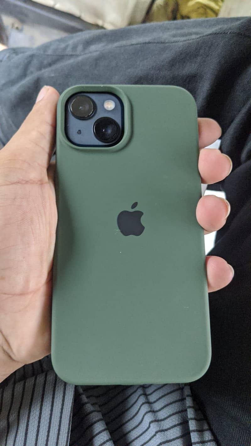 Apple iPhone 13 1