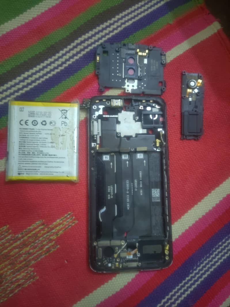 One Plus 6T 1