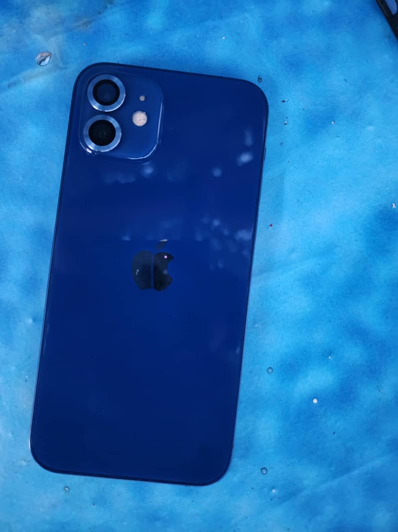 Apple iPhone 12 0