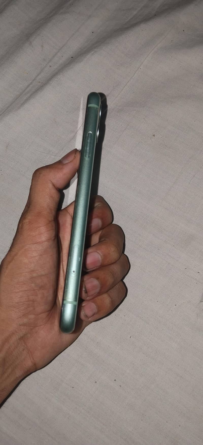 Apple iPhone 11 7