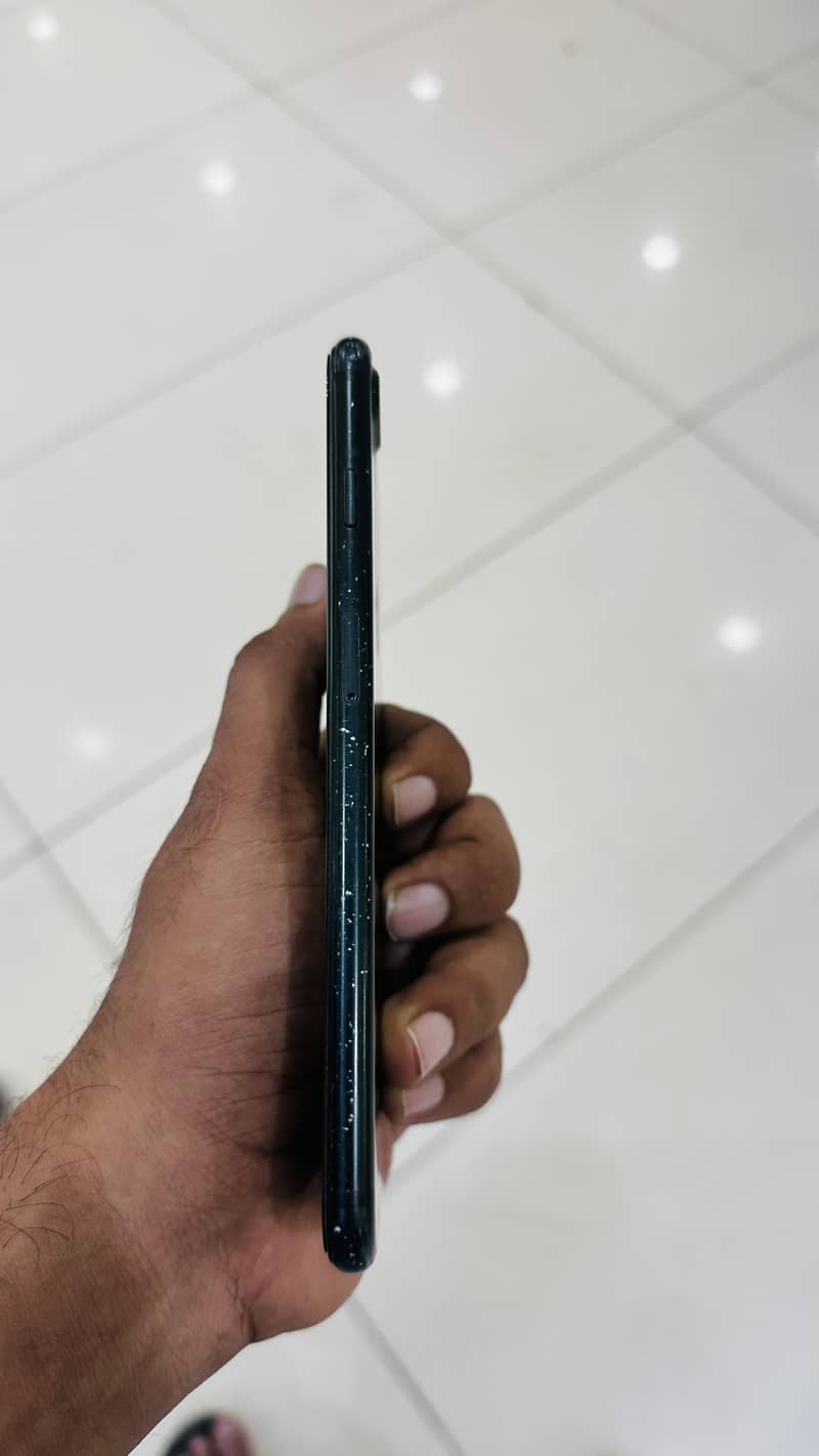 Apple iPhone 7 Plus 4
