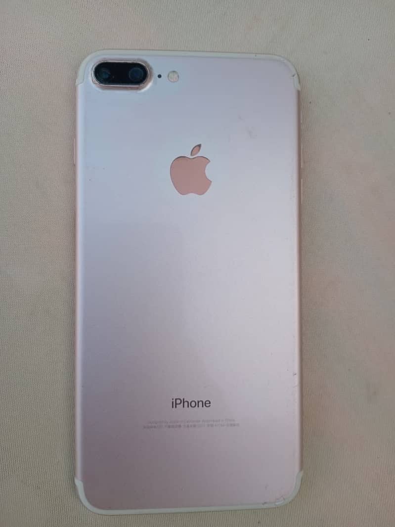 Apple iPhone 7 Plus 0