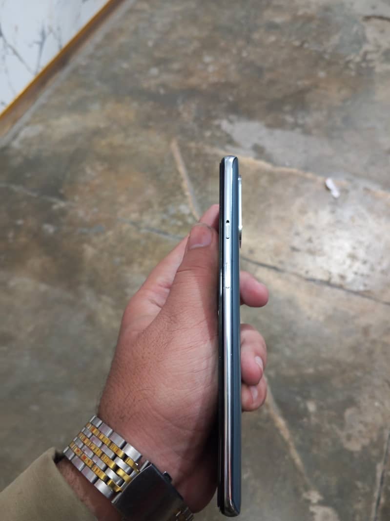 One Plus 8T 3