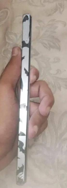 Realme Note 50 4