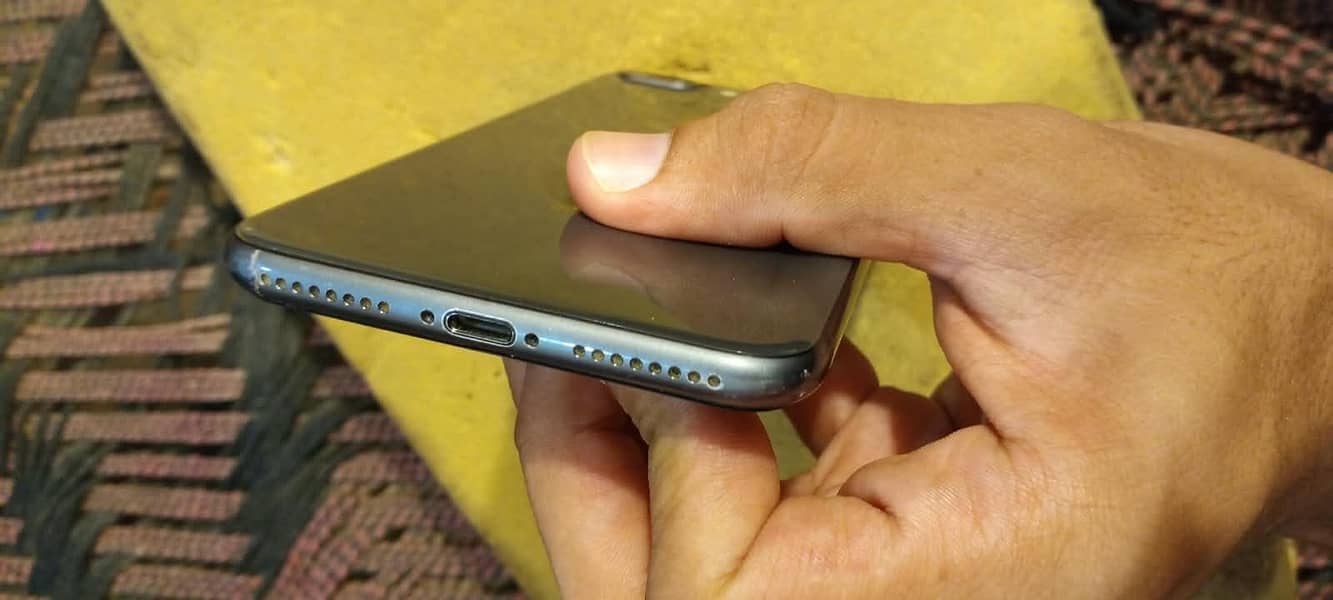 Apple iPhone 8 Plus 7