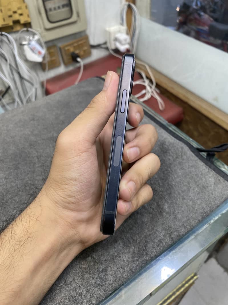 Apple iPhone 12 mini 5