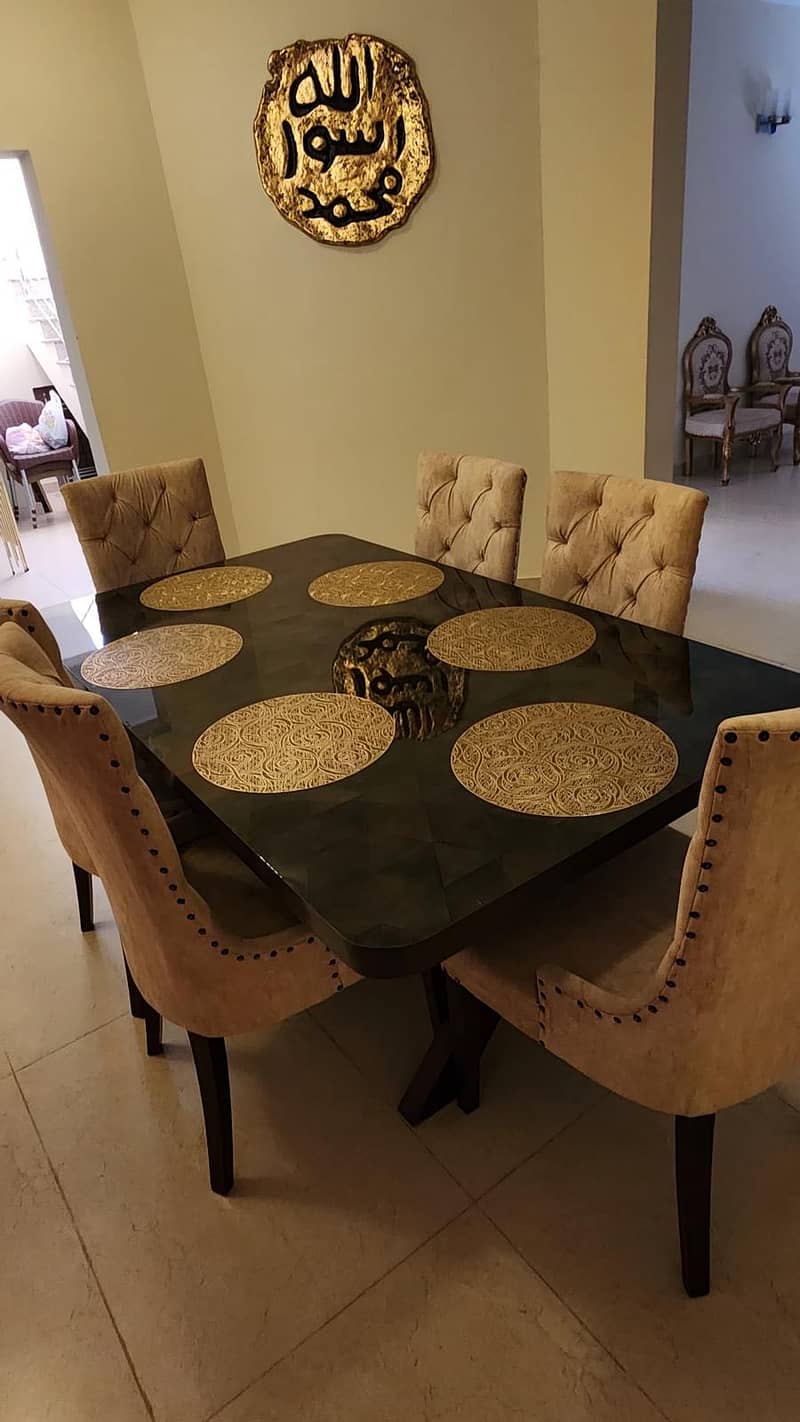 Dining table 5