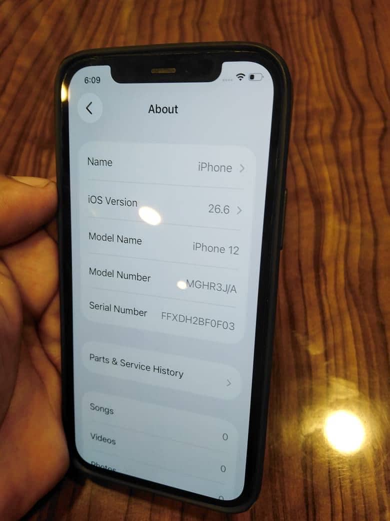 Apple iPhone 12 8