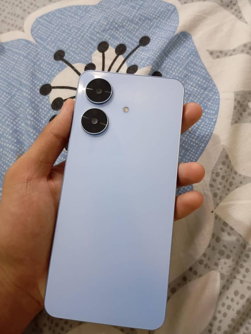 Realme Note 60 1