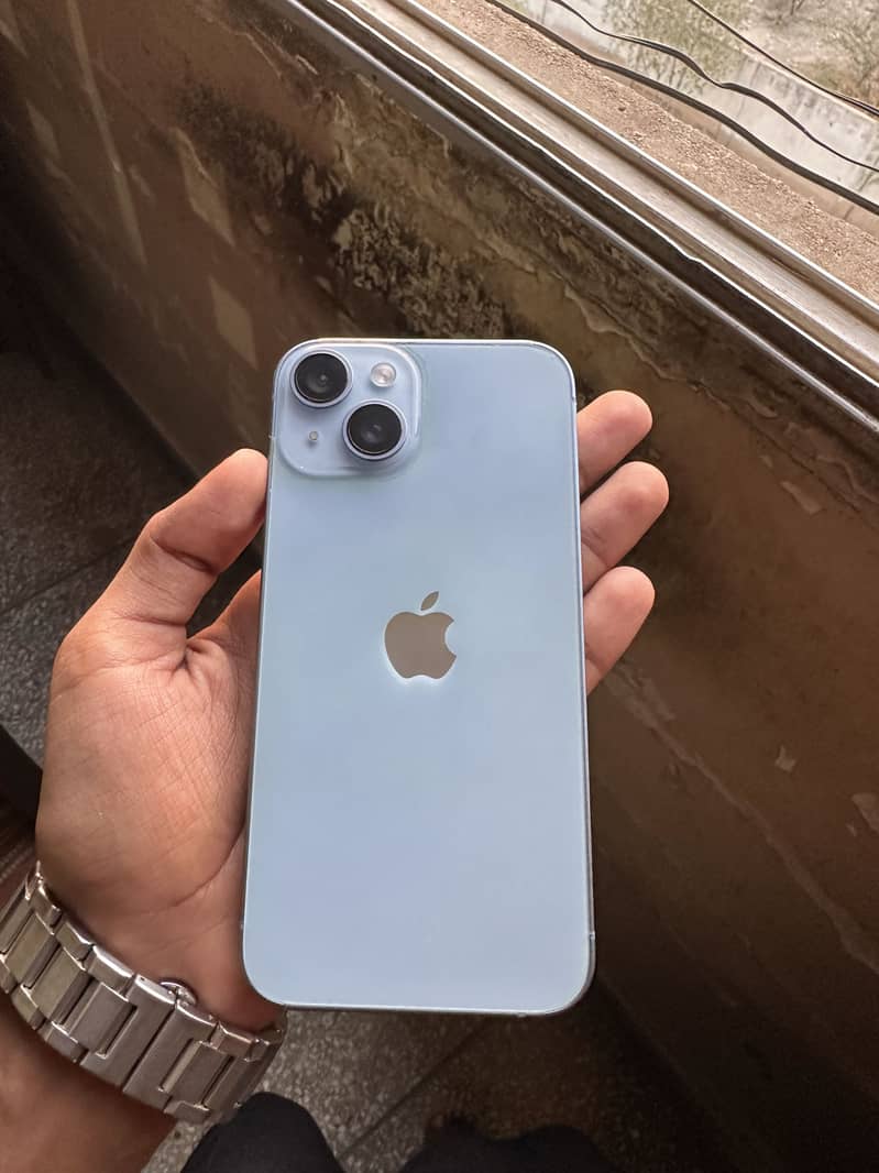 Apple iPhone 14 4
