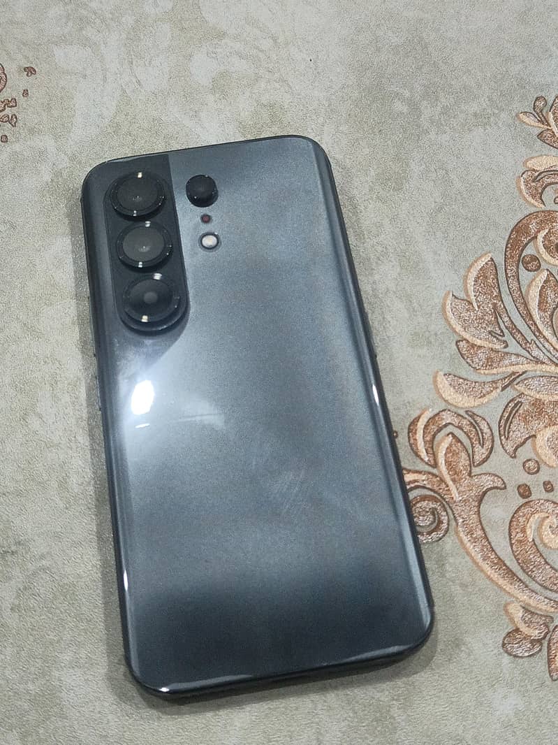 Tecno camon 50 pro 0