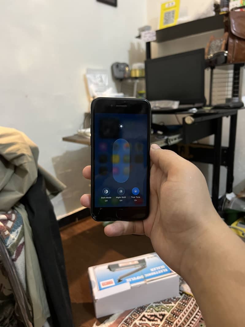 Apple iPhone SE 9
