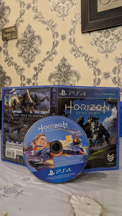 Horizon zero dawn | PS 4 game | 10/10 condition | PS4 used game | |
