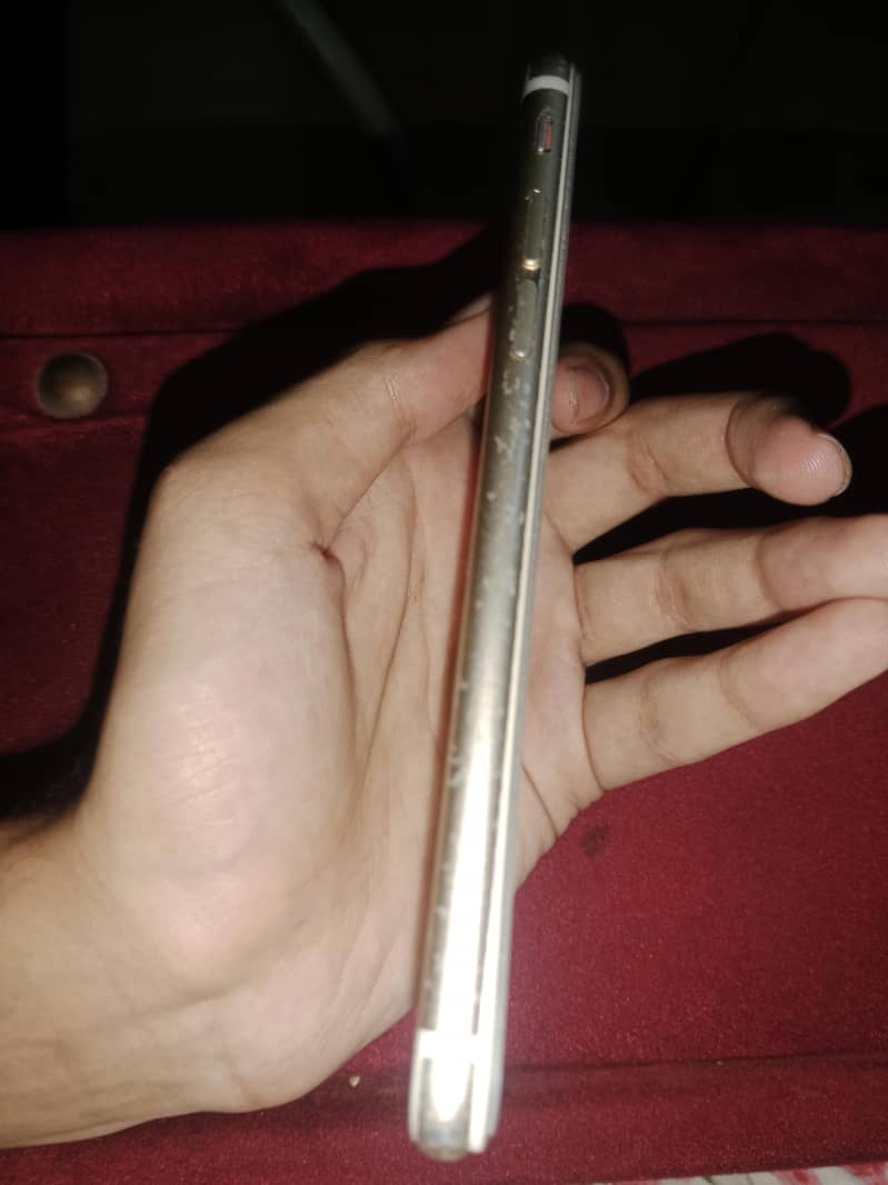 Apple iPhone 6S 2