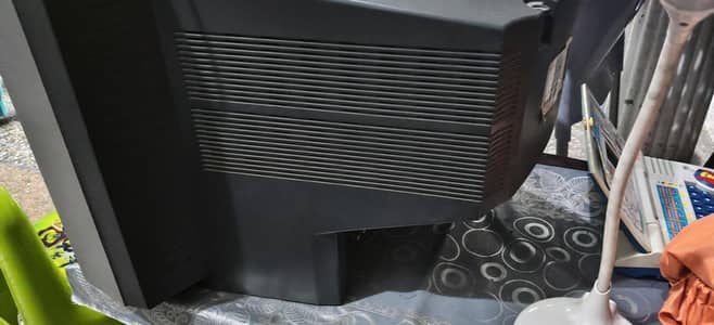 Flat Screen CRT TV for SALE