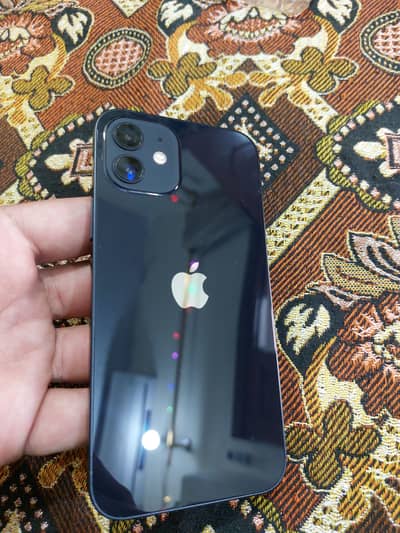 Apple iPhone 12