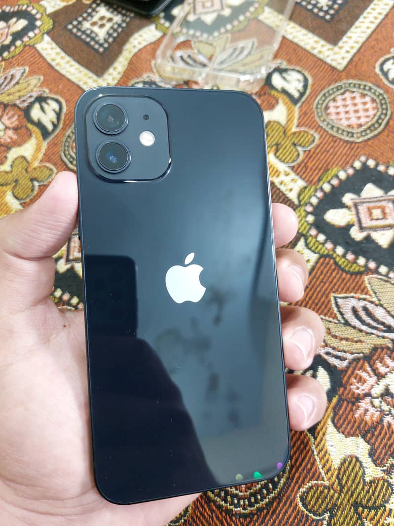 Apple iPhone 12 8