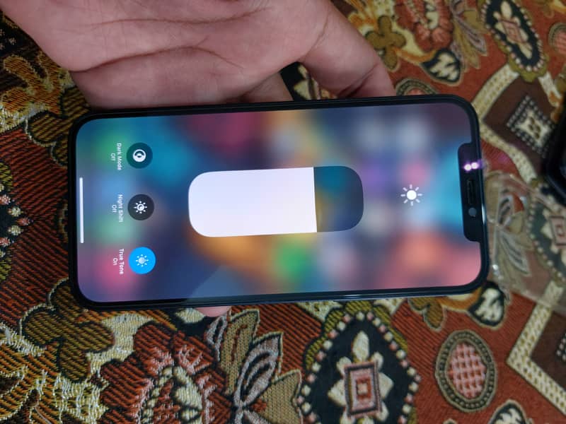 Apple iPhone 12 10