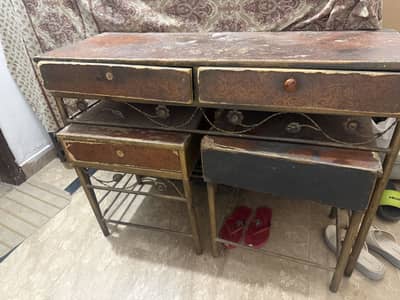 Dressing table without mirror and bed side tables with