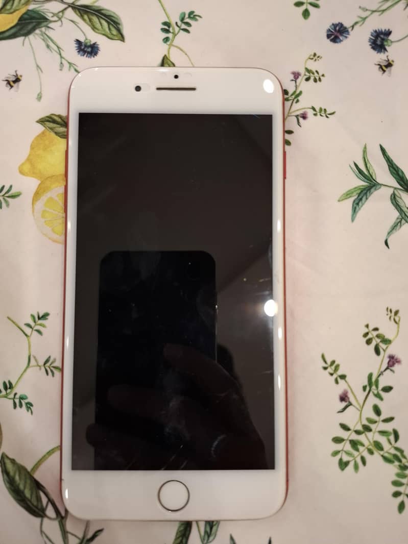 Apple iPhone 7 Plus 1