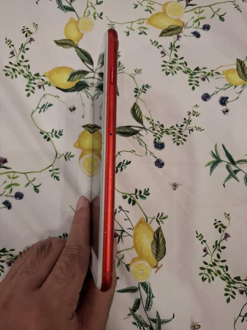 Apple iPhone 7 Plus 2