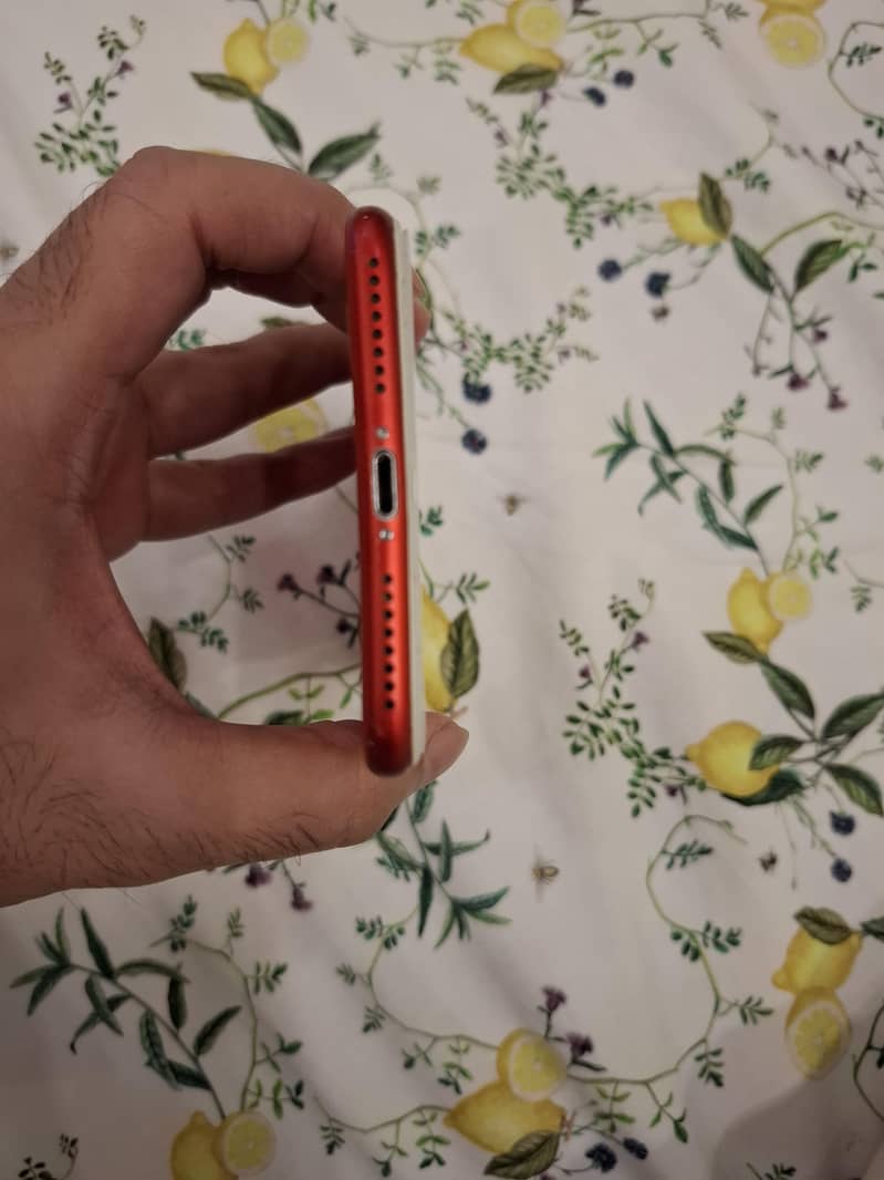 Apple iPhone 7 Plus 4