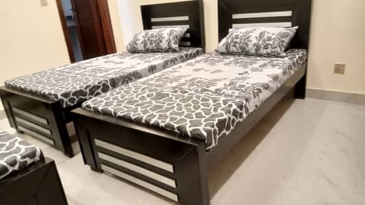 single bed/wooden single bed/dressing table/bed set/wooden bed
