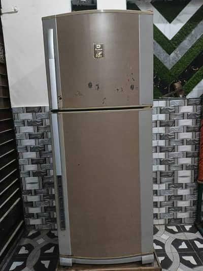Dawlance refrigerator large size