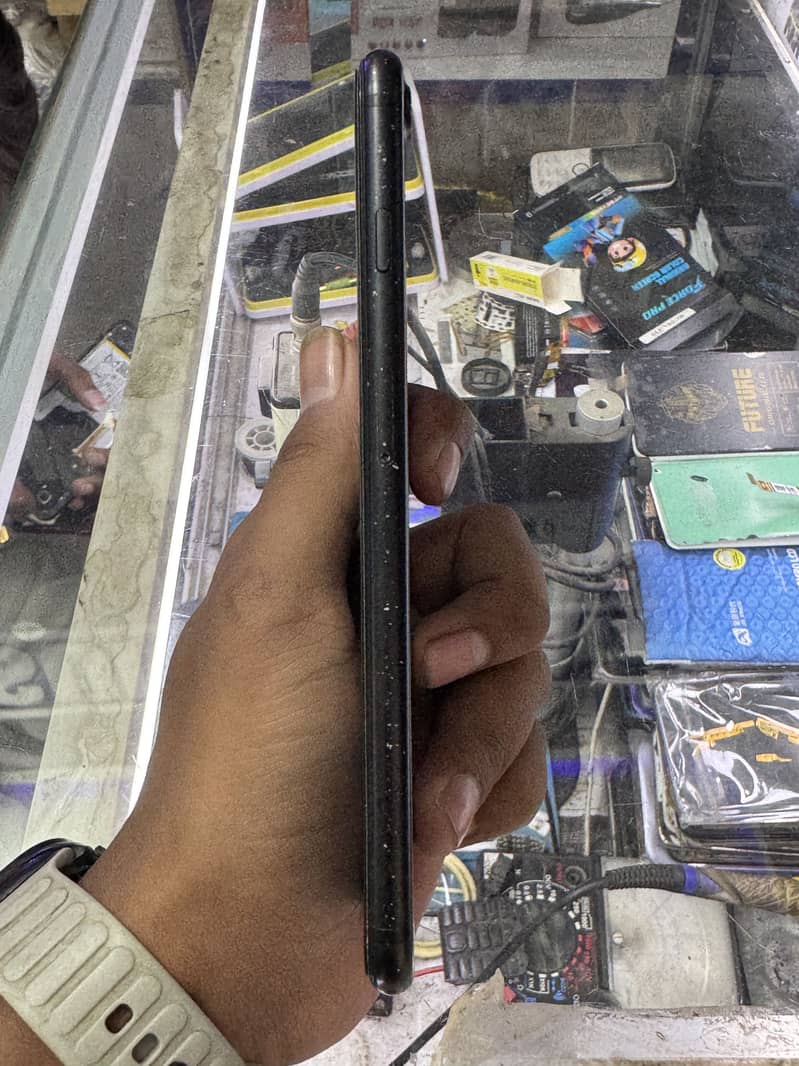 Apple iPhone 7 Plus 1