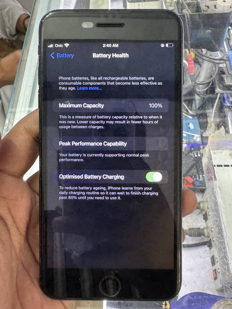 Apple iPhone 7 Plus 6
