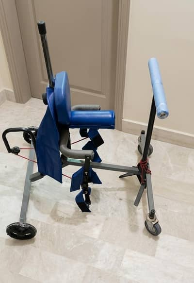 Pediatric Dynamic Gait Trainer – Foldable Rehab Walker
