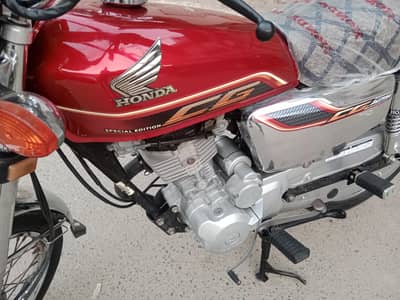 Honda 125 Hyderabad number 21 model