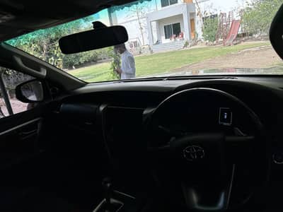 Toyota Fortuner V 2018