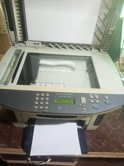HP laserjet M1522n