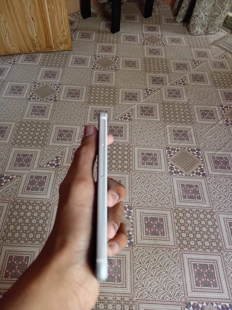 Apple iPhone SE 1