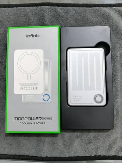 Infinix wireless power bank