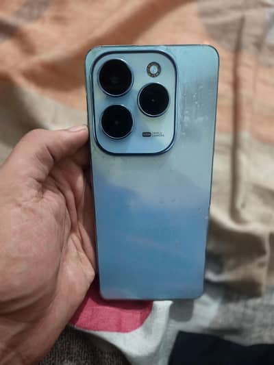 Infinix Hot 40 Pro