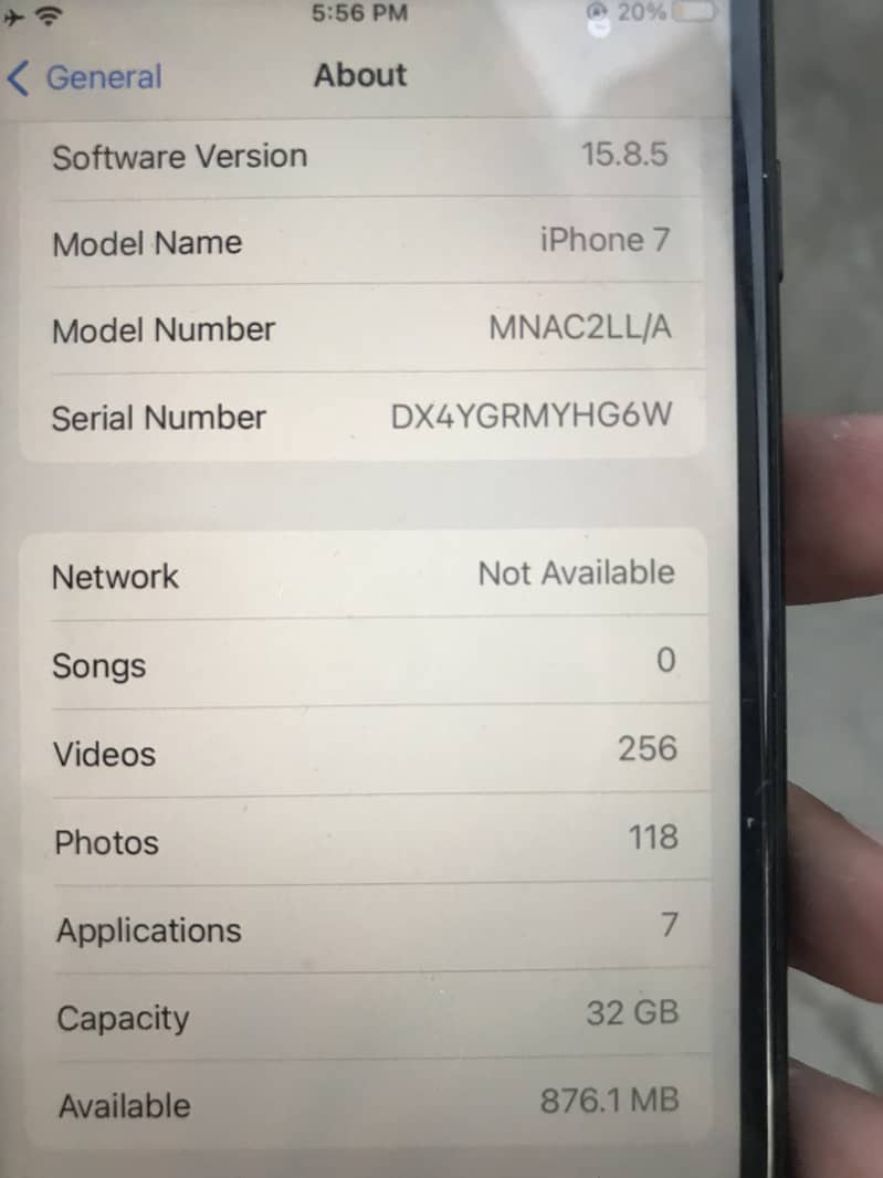 Apple iPhone 7 4