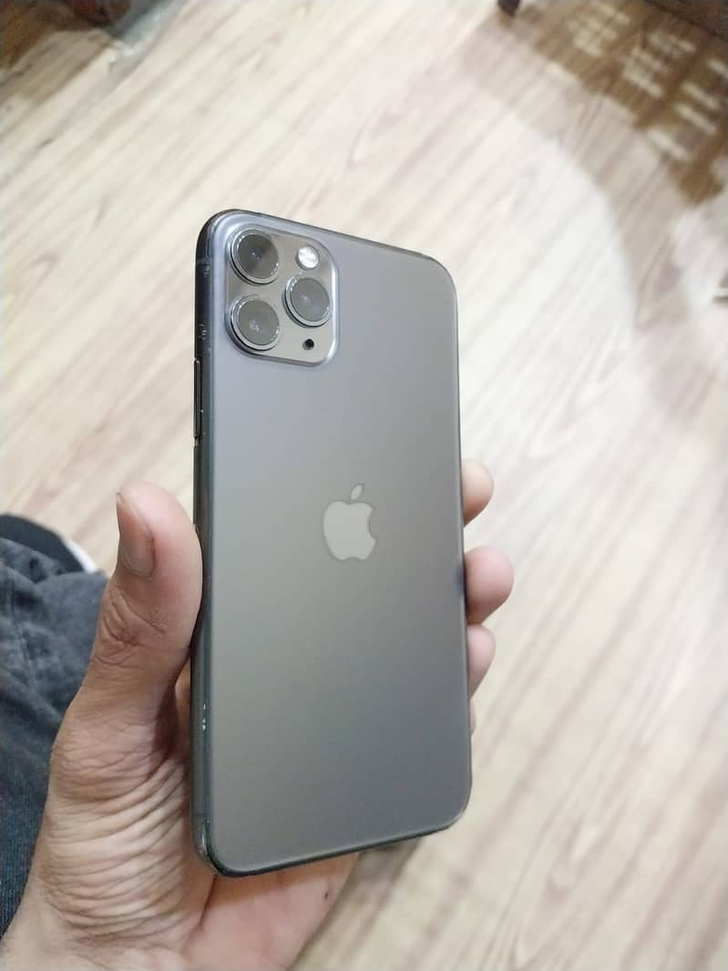 Apple iPhone 11 Pro esim working 7