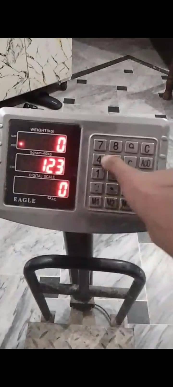 weight machine 4